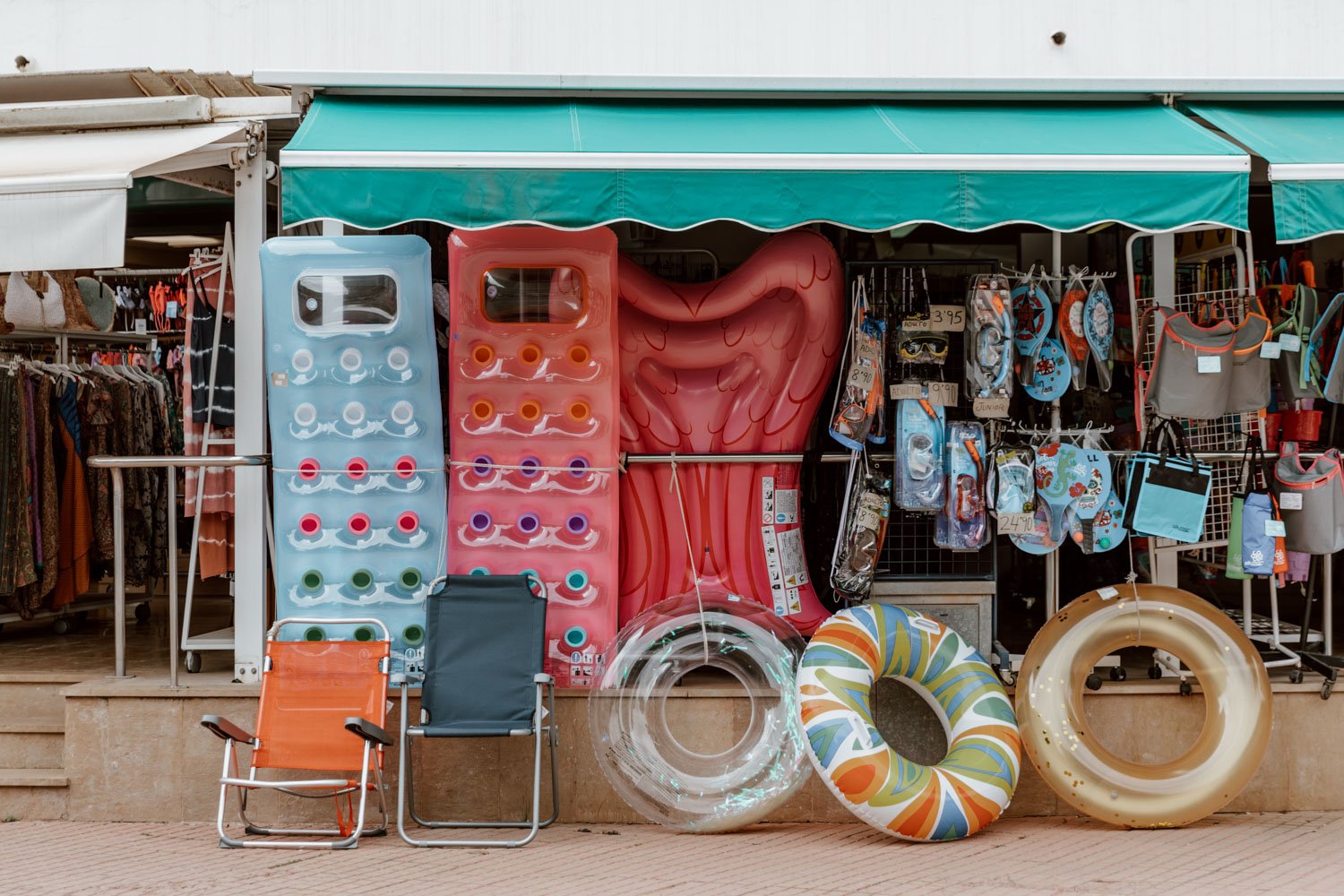 tourist-shop-cala-galdana-menorca