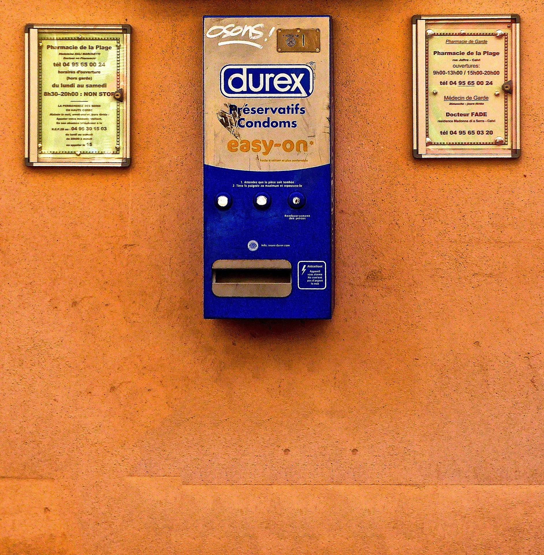 dispenser-954795_1920.jpg