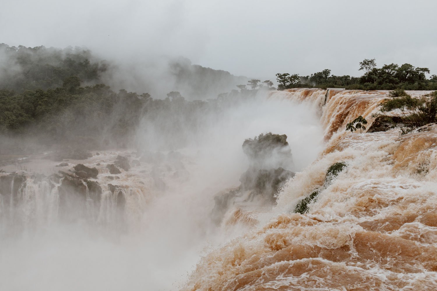 iguazu-falls-argentina